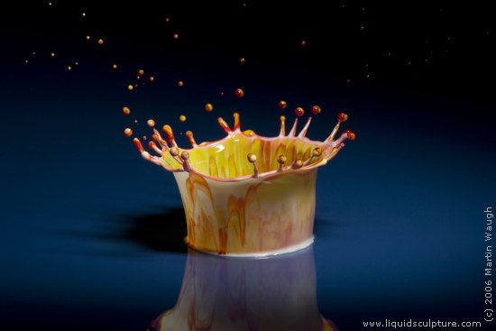Liquid Sculpture - Fine art photography of drops and splashes, (c) 2007 Martin Waugh